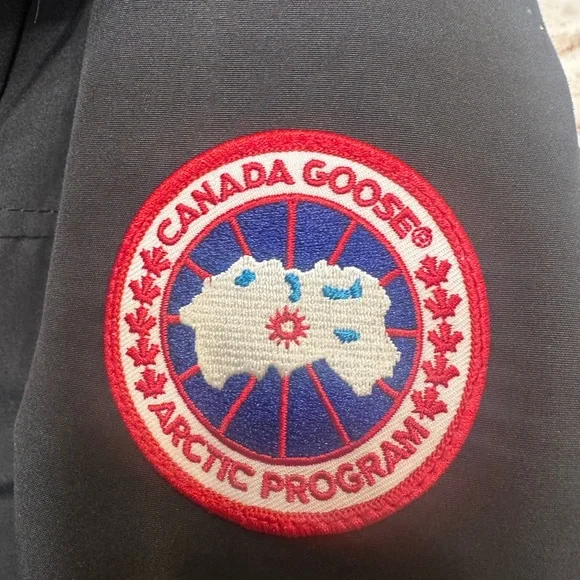 Canada Goose Black Arctic Program Jacket - Picture 3 of 16